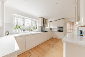 Photo 9- click for photo gallery